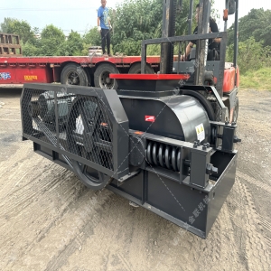 建筑垃圾回收難？雙齒輥破碎機(jī)為何能輕松“消化”不規(guī)則物料？