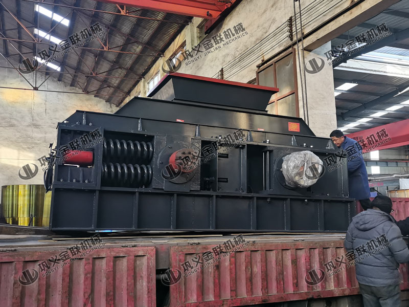 時產(chǎn)100噸對輥制砂機參數(shù)是多少,有哪些部分組成 時產(chǎn)100噸對輥制砂機參數(shù)是多少,有哪些部分組成