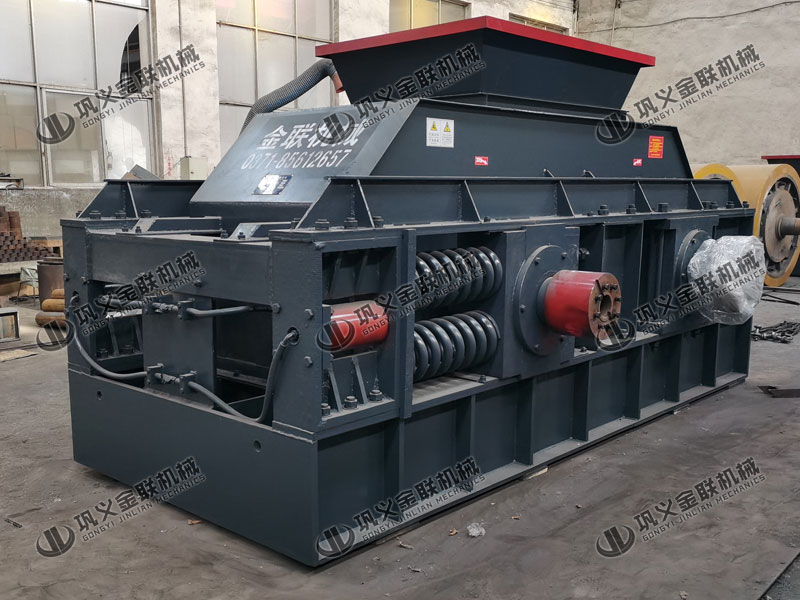 對輥細碎機要注意哪些細節，運轉靠什么？