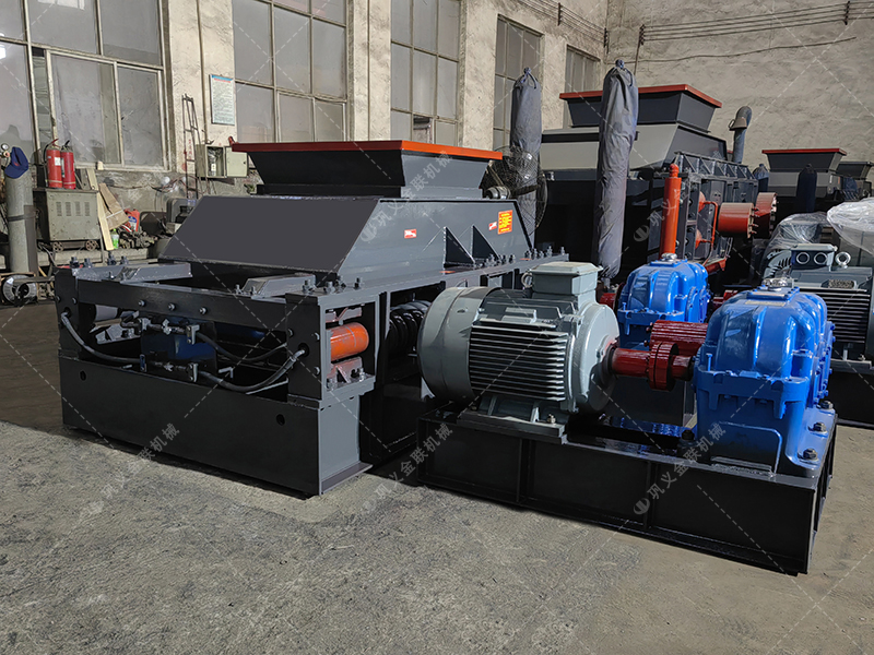 600X900雙齒輥破碎機發貨圖片_發往安徽淮南_破碎煤矸石