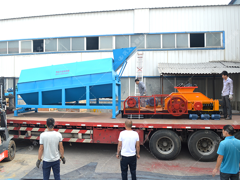 2PG800X600對輥破碎機發貨圖片_發往廣東廣州_破碎鈣石