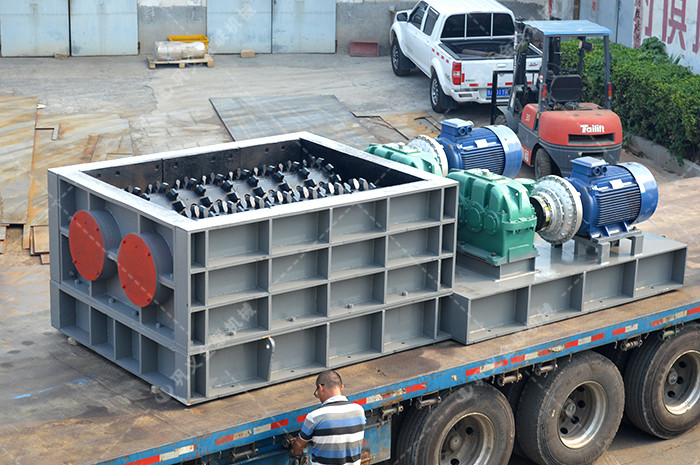 強力雙齒輥破碎機-大型狼牙輥破碎機-分級齒輥式破碎機結(jié)構(gòu)特點