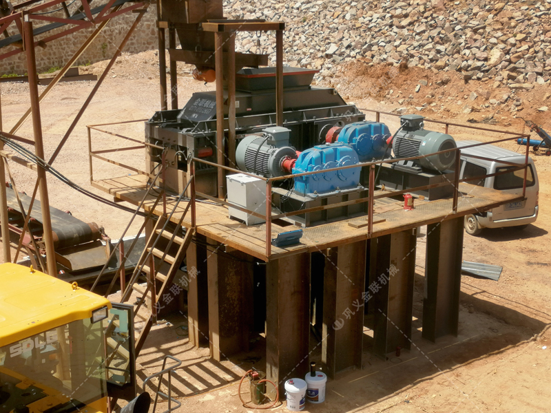 石灰石加工成石子和沙子，用對(duì)輥制砂機(jī)怎么樣？