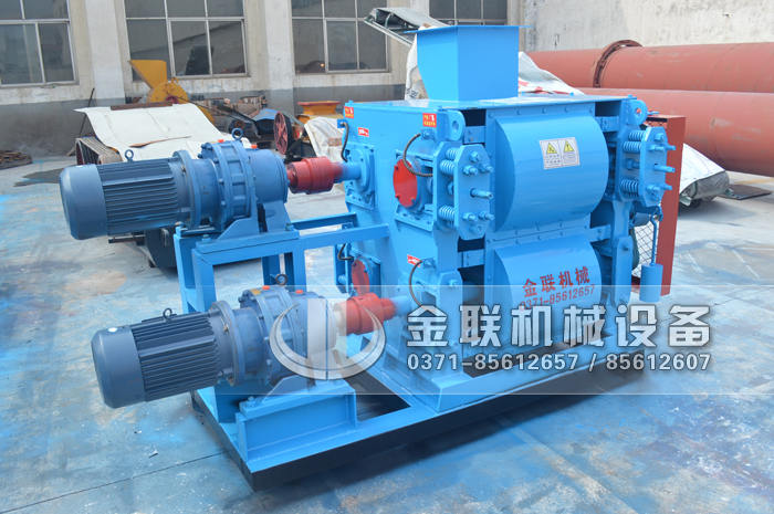 四輥破碎機保養(yǎng)的小訣竅